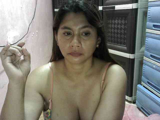 peenastyfame webcam
