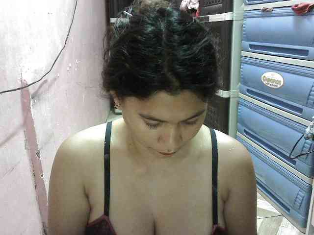 peenastyfame webcam