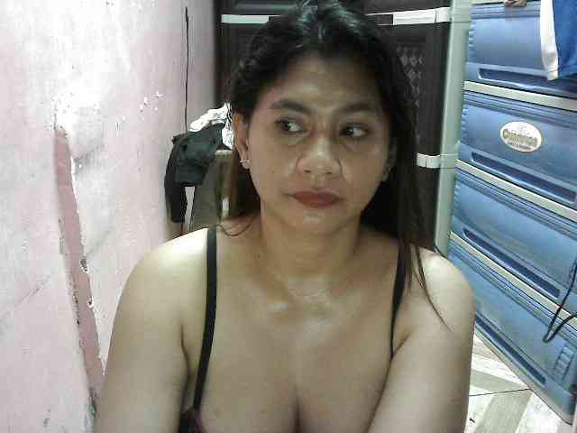 peenastyfame webcam