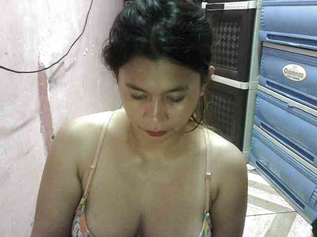 peenastyfame webcam