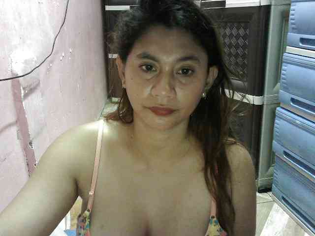 peenastyfame webcam