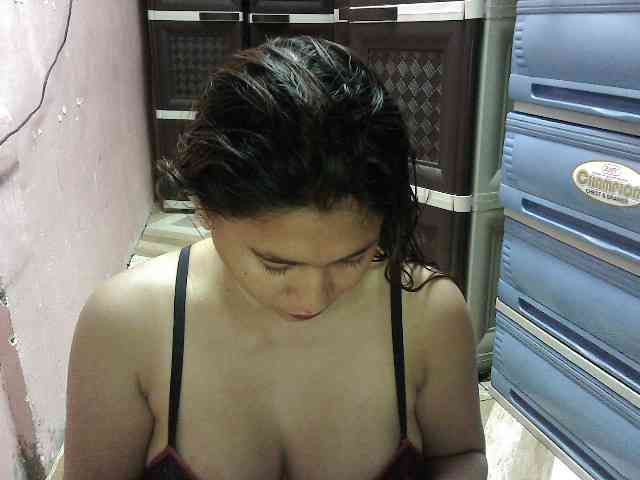 peenastyfame webcam