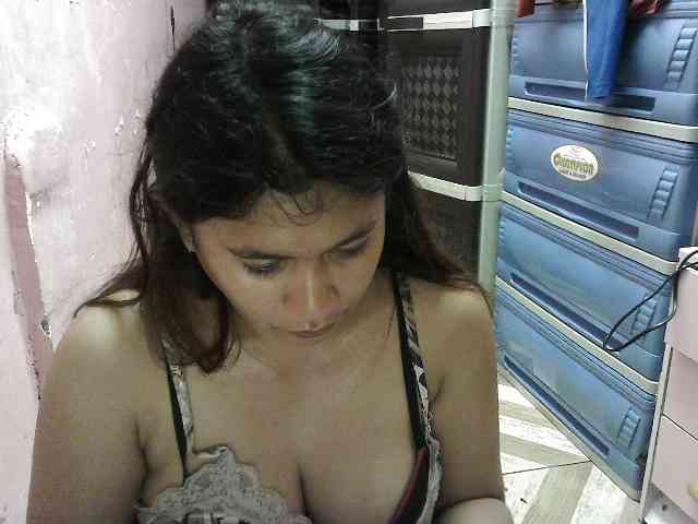 peenastyfame webcam