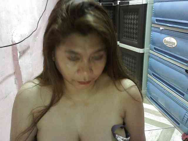 peenastyfame Live Webcam on BongaCams