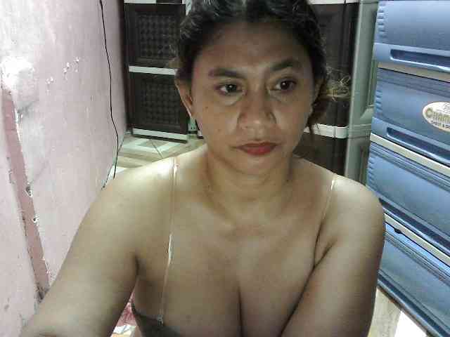 peenastyfame webcam