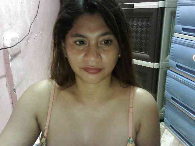 peenastyfame webcam