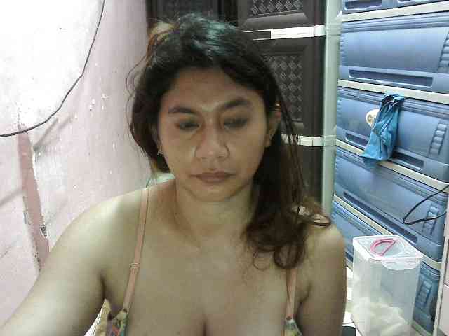 peenastyfame webcam
