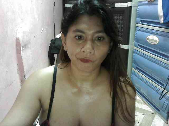 peenastyfame webcam