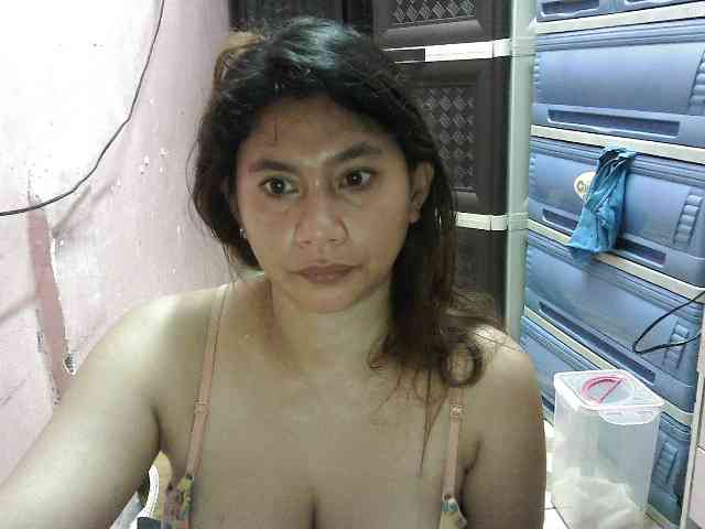 peenastyfame webcam