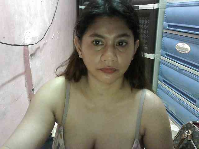 peenastyfame webcam