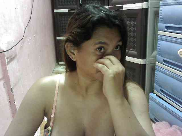 peenastyfame webcam