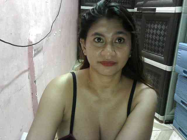 peenastyfame webcam