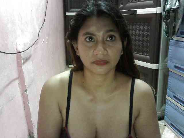 peenastyfame webcam