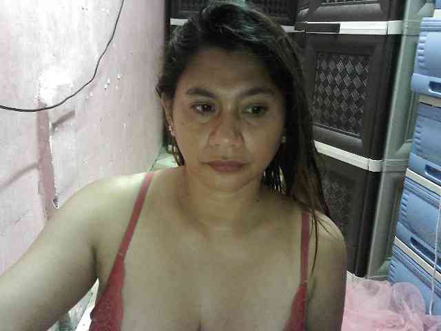 peenastyfame webcam