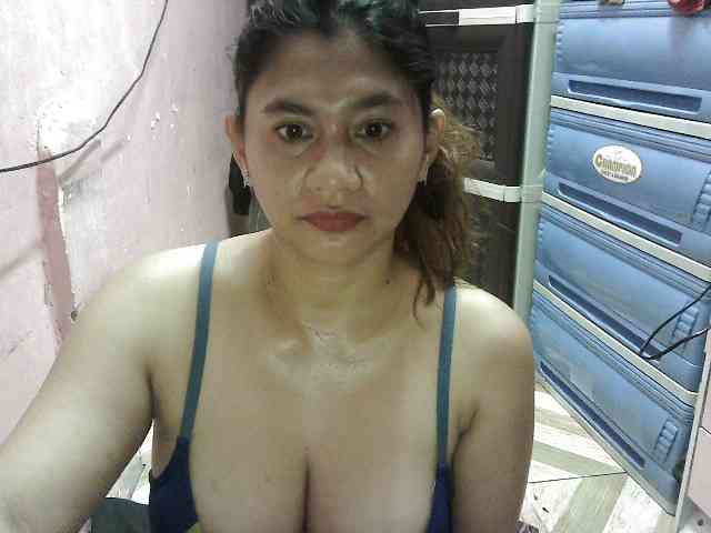peenastyfame webcam