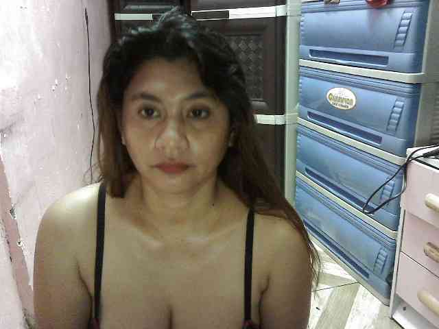 peenastyfame webcam