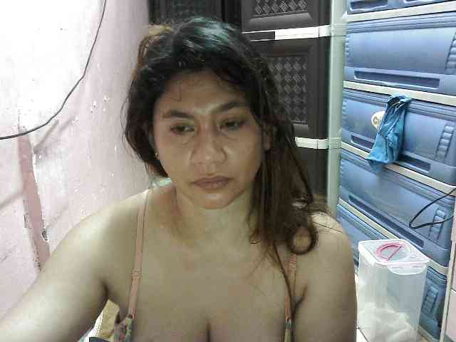 peenastyfame webcam
