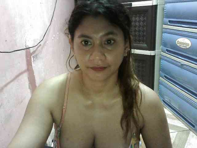 peenastyfame webcam