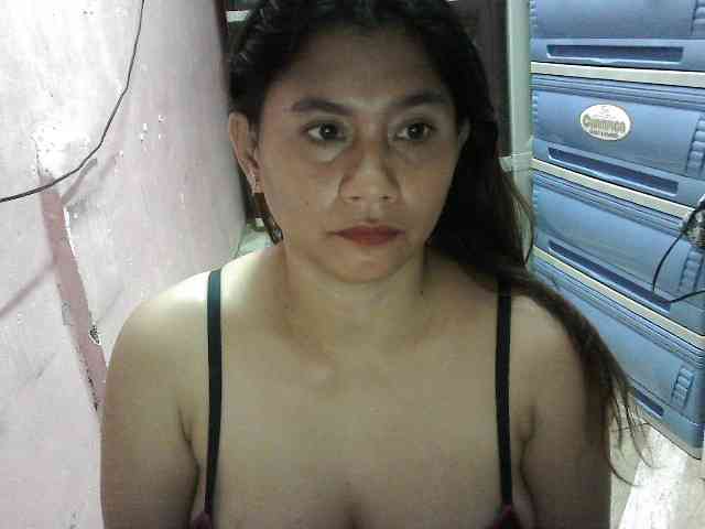 peenastyfame webcam