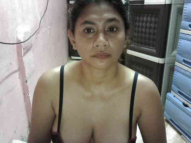 peenastyfame webcam