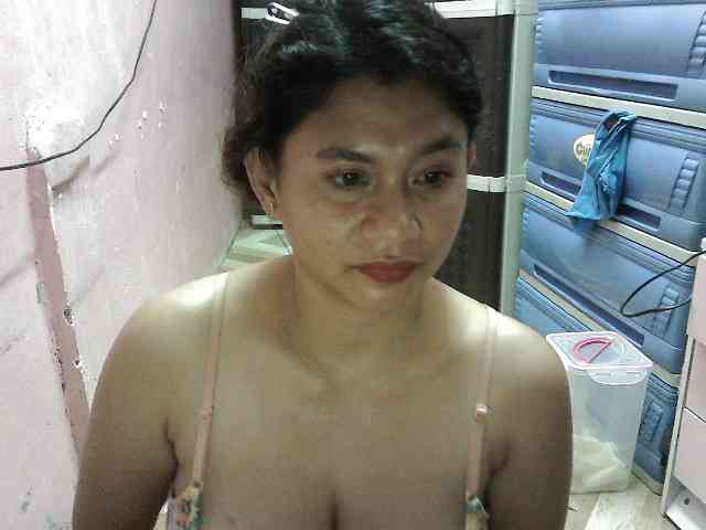 peenastyfame webcam