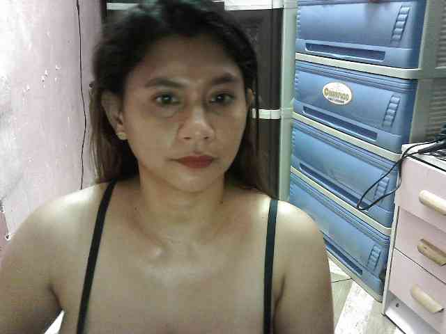 peenastyfame webcam