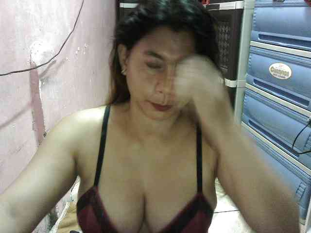 peenastyfame webcam