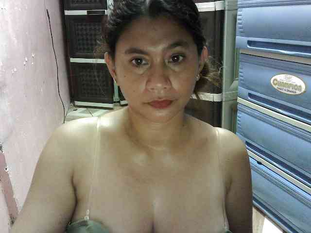 peenastyfame webcam