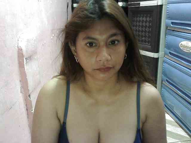 peenastyfame Live Webcam on BongaCams