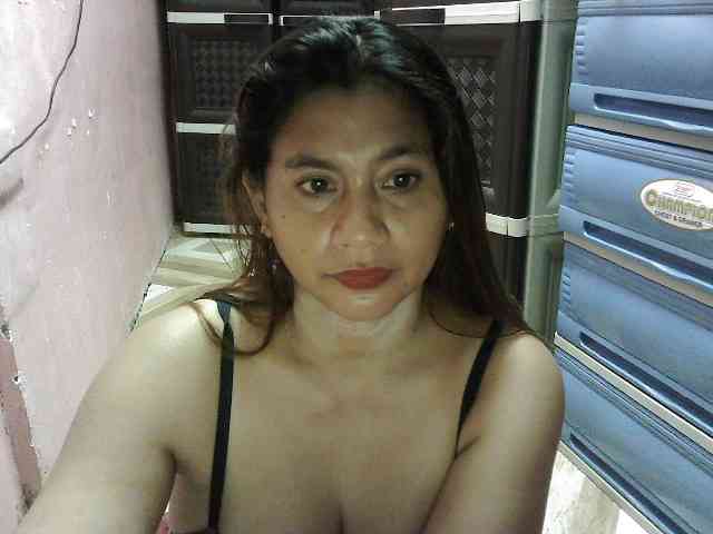 peenastyfame webcam