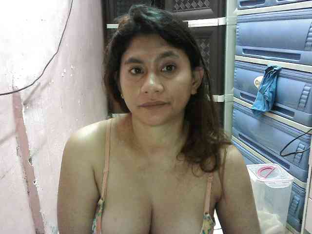 peenastyfame webcam