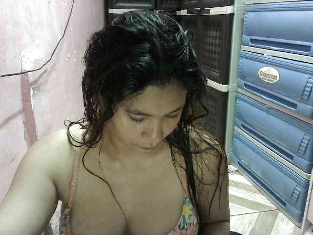 peenastyfame webcam
