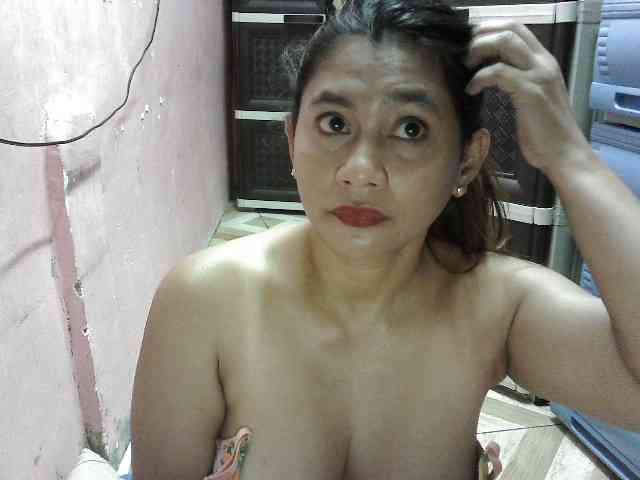peenastyfame webcam
