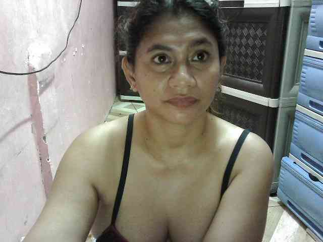 peenastyfame webcam