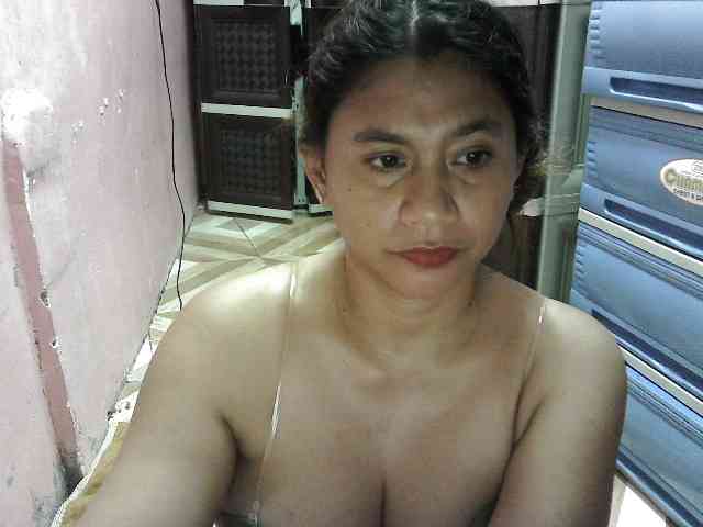 peenastyfame webcam
