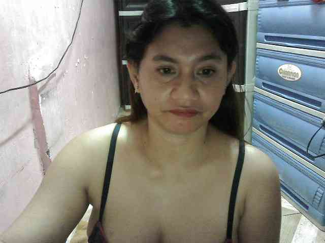 peenastyfame webcam