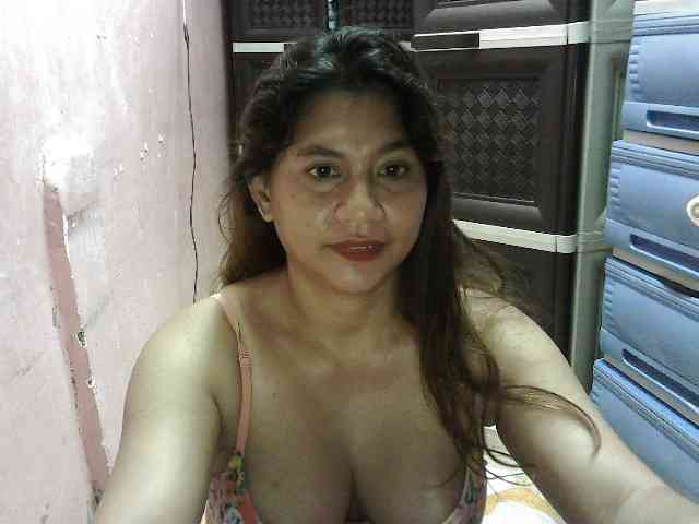 peenastyfame webcam