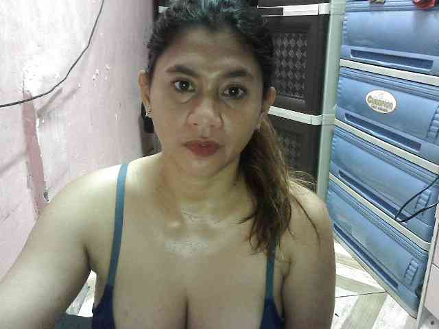 peenastyfame webcam