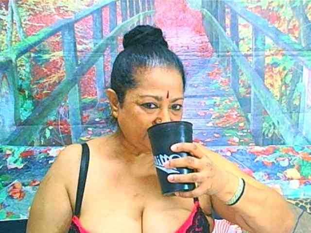 matureindian webcam