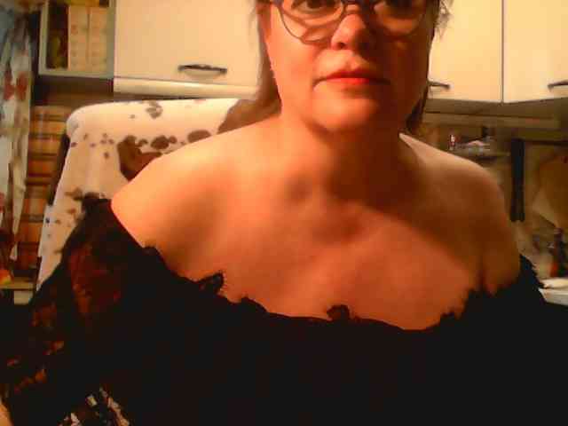 AlyaBest webcam