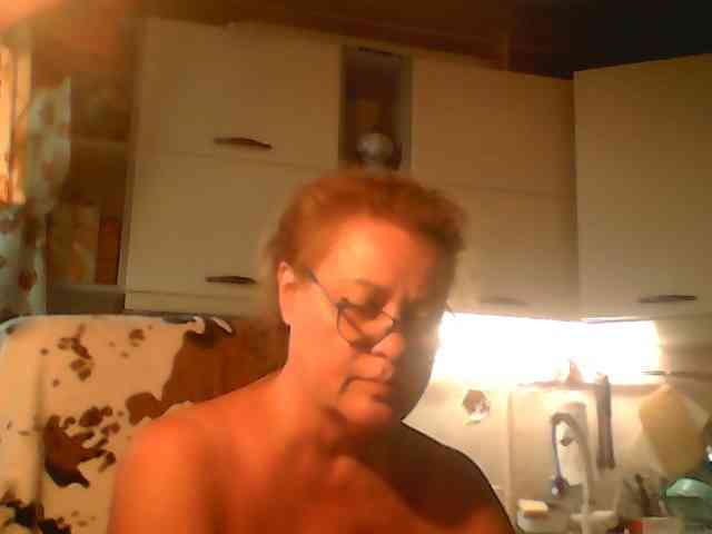 AlyaBest webcam