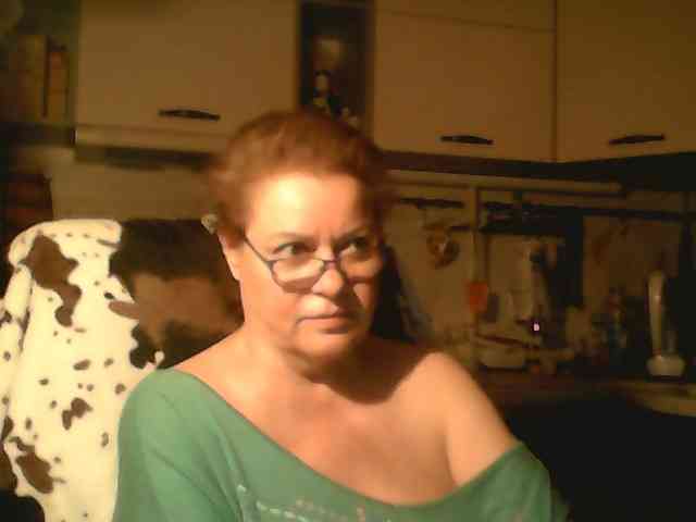 AlyaBest webcam