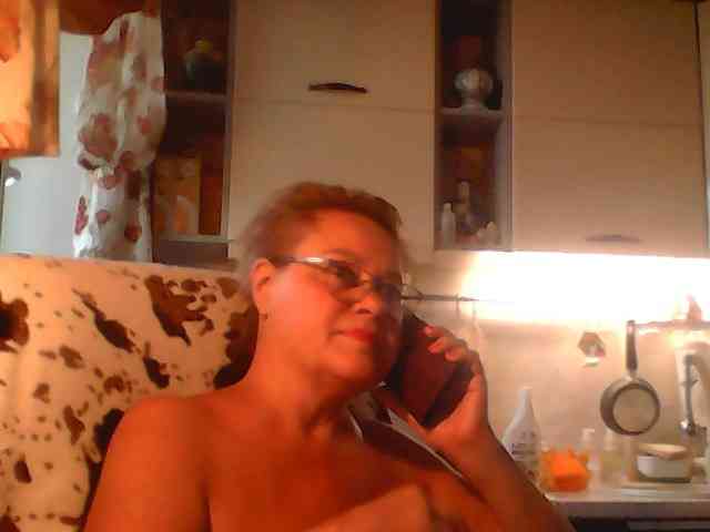 AlyaBest webcam