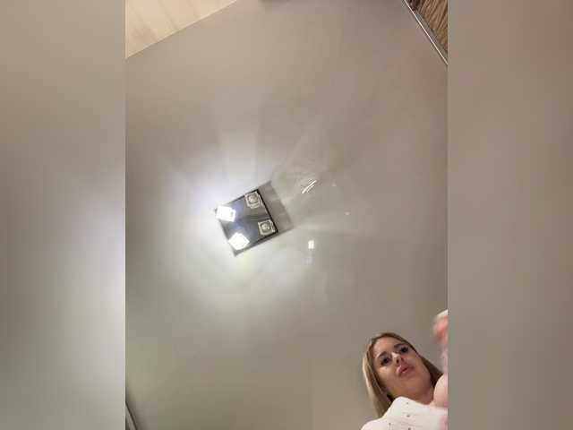 111Viagra's BongaCams show and profile