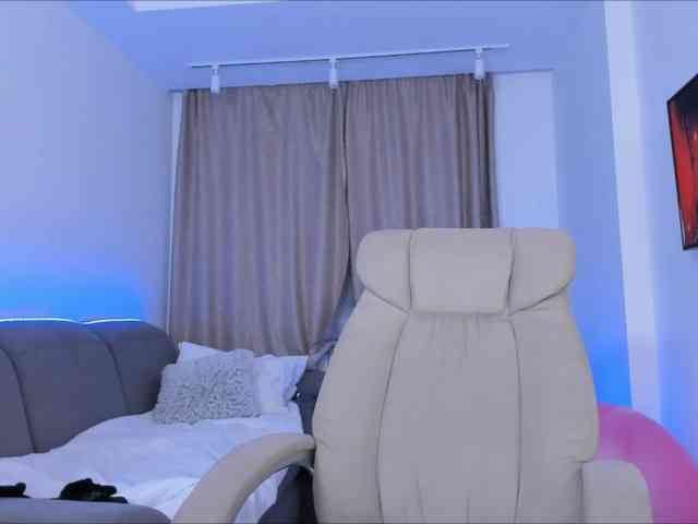 AnnaSmile webcam