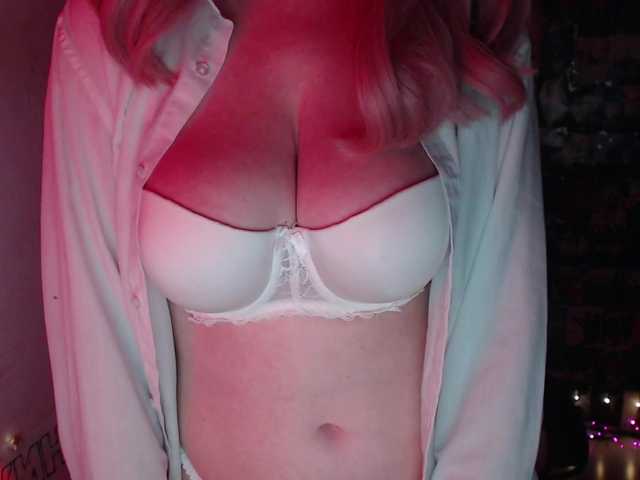 MoonYourLife's BongaCams show and profile