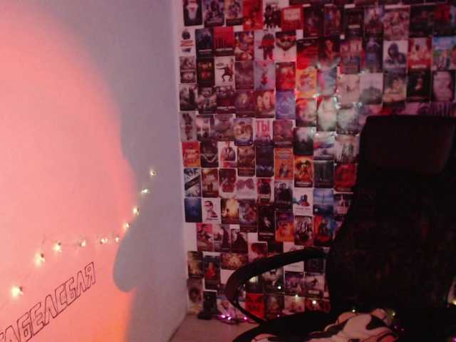 Sex chat gratuit in direct cu MoonYourLife pe BongaCams