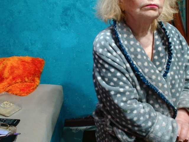 milo4ka77 — boys,60+ old, i will help you cum!!!latex, gloves, fur coats  ........    , chek me out !  camera 40 tocins....friends 7 tocins, private : nude mastrubate,see *****0 tok