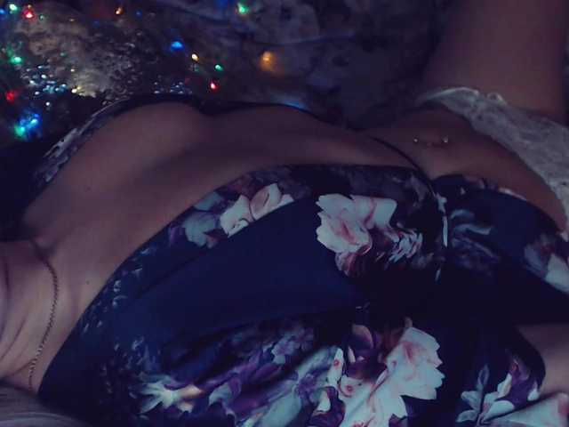 Gasoli_ne's BongaCams show and profile