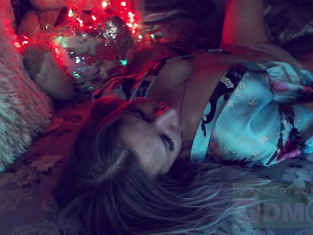 Gasoli_ne's BongaCams show and profile